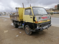 camion-toyota-1984-khenchela-algerie