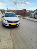 voitures-volkswagen-tiguan-2011-carat-hammam-dhalaa-msila-algerie