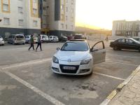 cars-renault-megane-3-2012-gtlaine-lakhdaria-bouira-algeria