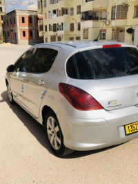 voitures-peugeot-308-2009-hammam-dhalaa-msila-algerie