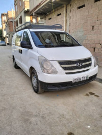 voitures-hyundai-h1-2011-vitre-6-places-bordj-el-kiffan-alger-algerie