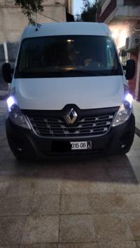عربة-نقل-renault-master-2015-آيت-أرزين-بجاية-الجزائر