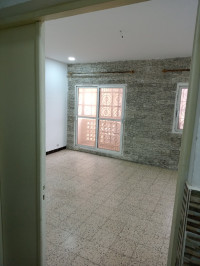 appartement-location-f3-oran-bir-el-djir-algerie