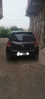 voitures-renault-clio-3-2010-ksar-boukhari-medea-algerie