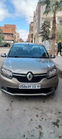 voitures-renault-symbol-2013-romania-la-tout-bordj-bou-arreridj-algerie