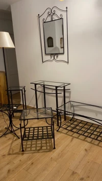 Ensemble de meubles en fer forgé 