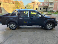 voitures-nissan-navara-2013-le-alger-centre-algerie