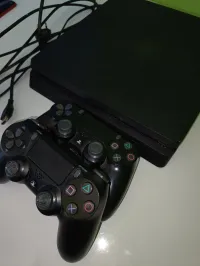Ps4 slim 1tb 2 manette original 