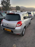 citadine-renault-clio-3-2010-lakhdaria-bouira-algerie