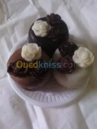 gateau moderne personnalisé