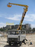 sidi-bel-abbes-algerie-location-de-véhicules-camion-nacelle-marque-maz