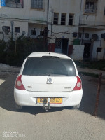 citadine-renault-clio-campus-2015-meurad-tipaza-algerie