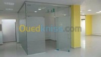 بناء-و-أشغال-vitrine-en-verre-trempe-حمادي-بومرداس-الجزائر