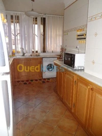 Location vacances Appartement F3 Alger Ain naadja