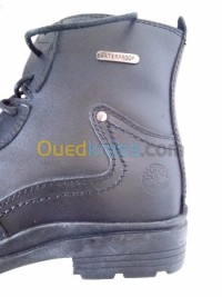 الجزائر-وسط-جزمة-boots-cuir-timberland-copie