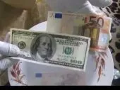 Solution chimique pour nettoyer Euro,$