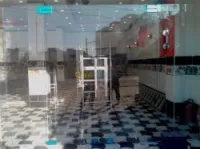 AMENAGEMENT vitrine en verre 