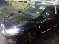 وهران-عين-الترك-الجزائر-سيدان-متوسطة-volkswagen-golf-7-2015