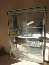 البليدة-بوفاريك-الجزائر-نجارة-و-أثاث-vitrine