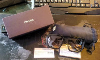 lunettes-de-soleil-femmes-02-original-prada-avec-pochette-et-catalogue-alger-centre-algerie