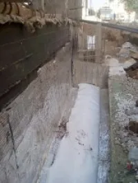 Material drainage