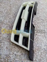 CALANDRE CHEVROLET COLORADO