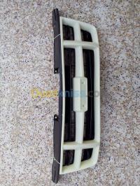 قطع-هيكل-السيارة-calandre-chevrolet-colorado-عين-مليلة-دار-البيضاء-أم-البواقي-الجزائر