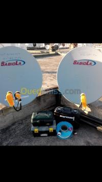 الجزائر-بئر-خادم-صحون-لاقطة-و-أجهزة-استقبال-installations-parabol-et-tv-plasma