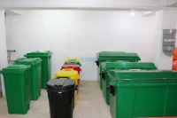 CONTENEURS / POUBELLES