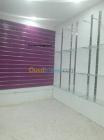 decoration-amenagement-equipement-de-magasin-cosmetique-draria-alger-algerie