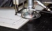 Fabrication  formes de découpes laser.