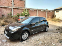 voitures-renault-clio-3-2010-dynamique-boufarik-blida-algerie