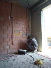 البليدة-الجزائر-بناء-و-أشغال-électricien-bâtiment