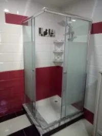 Cabine de douche en verre 