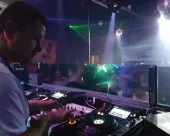 DJ