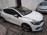 الجزائر-وسط-نقل-و-ترحيل-taxi