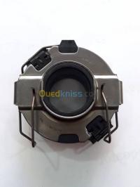 المحرك-و-علبة-السرعة-butee-embrayage-isuzu-d-max-30-عين-مليلة-دار-البيضاء-أم-البواقي-الجزائر