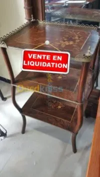 Table Guéridon Napoléan III Marqueteri