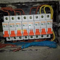 Électricien 