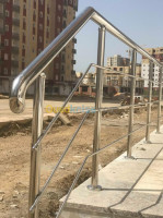 alger-kouba-algerie-construction-travaux-rampes-d-escaliers-en-inox