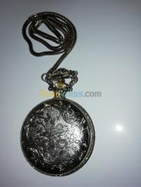 Montre originale de marque francaise thumbnail 3