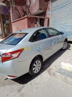 setif-amoucha-algerie-berline-toyota-yaris-sedan-2014