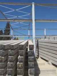 Poteaux d'électricité