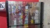 Vante vitrine cosmétiques 