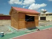  kiosques en bois rouge
