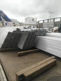 Fabrication lames rideaux metalliques
