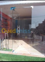 alger-dar-el-beida-algerie-construction-travaux-cabine-de-douche-vitrine-rideau-électrique