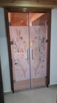 Vitrine en verre trempé 