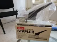 Vend fournitures de bureau