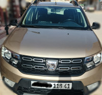 voitures-dacia-sandero-2018-stepway-souk-ahras-algerie